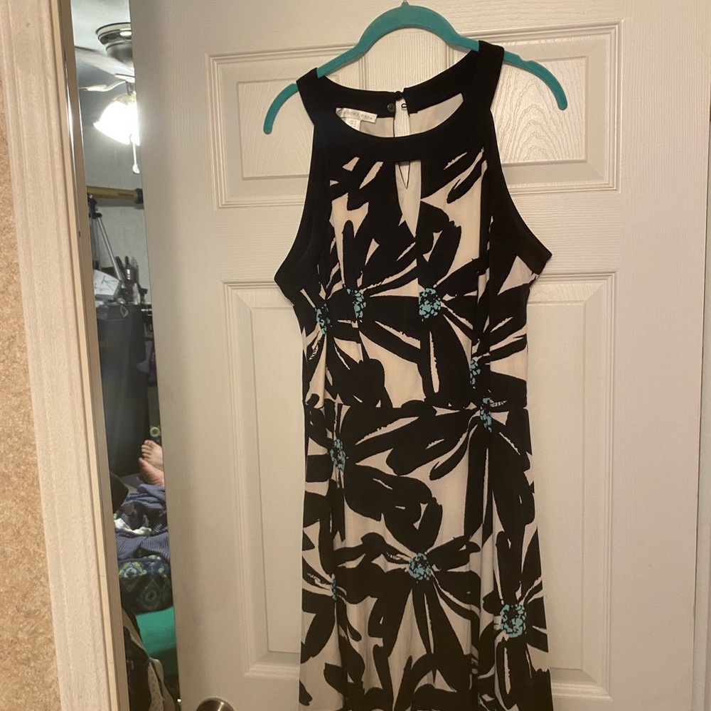 London Times Black and Cream Floral Midi Dress